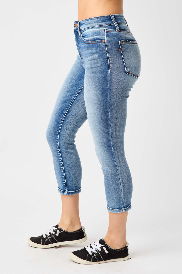 Mid Rise Classic Capris JB 72114