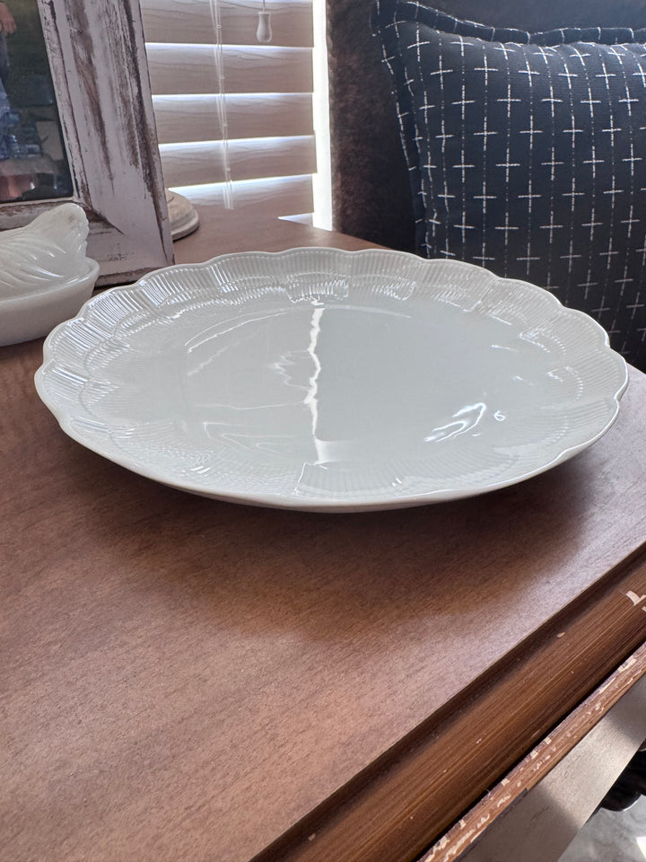 Set of 4 AK Kaiser Romantica Dinner Plates