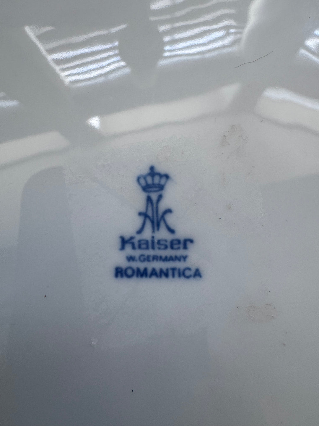 Set of 4 AK Kaiser Romantica Dinner Plates