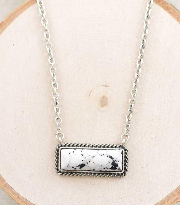 Maggie Stone Bar Necklace Natural