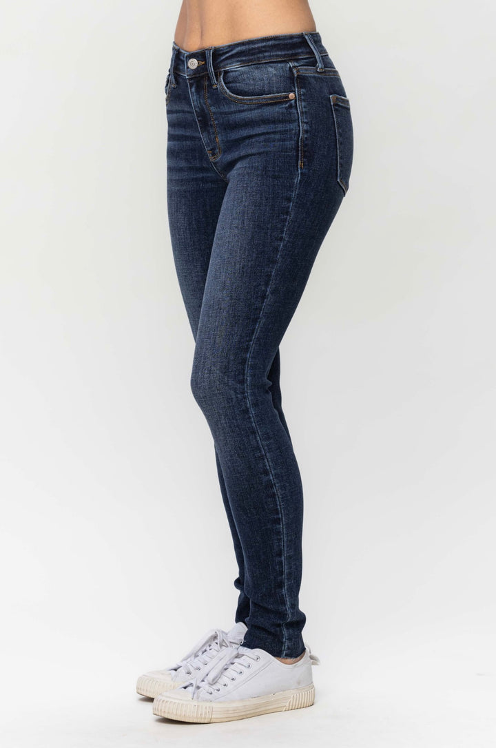 Mid Rise Vintage Raw Hem Skinny JB 82527