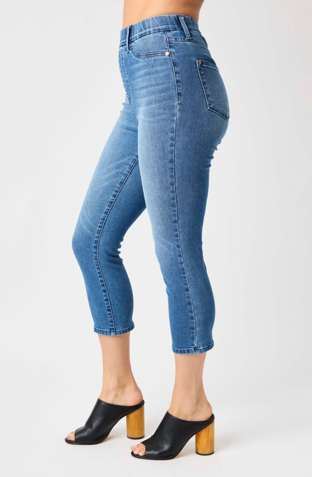 Cool Denim Pull On Capris JB 78111