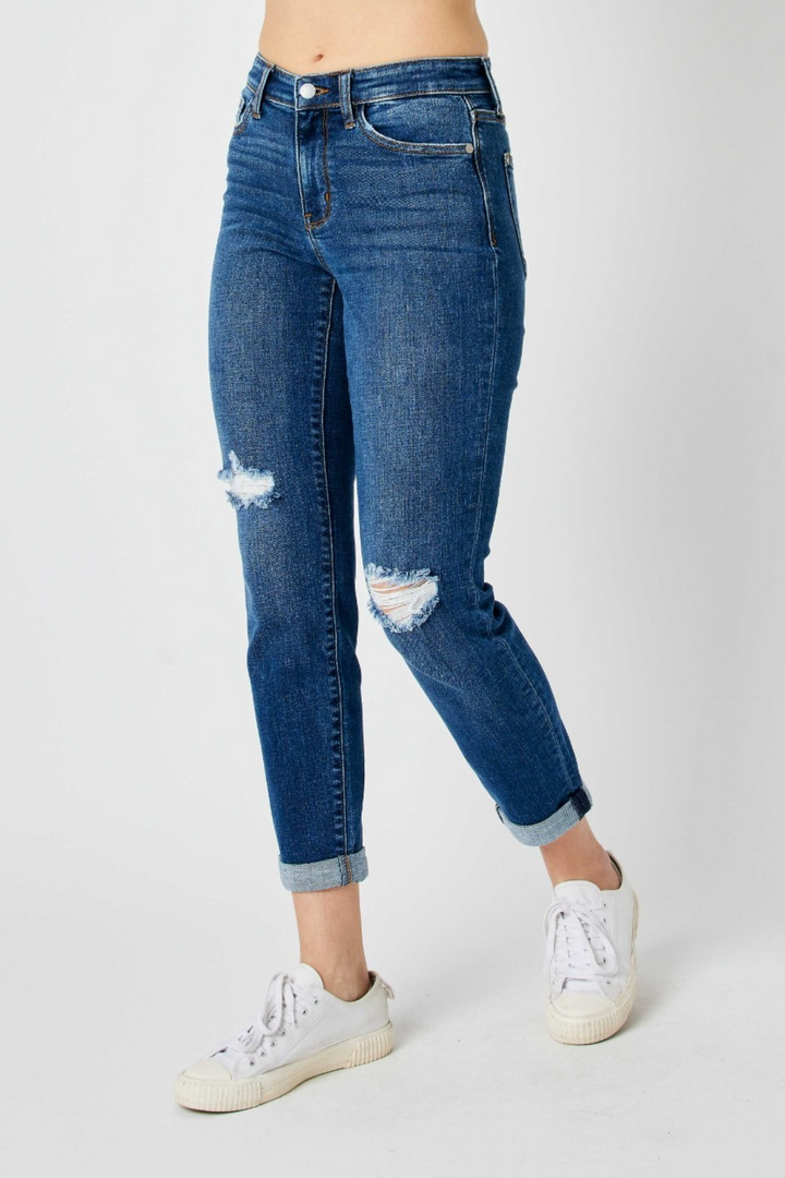 Mid Rise Distressed Slim JB 82607