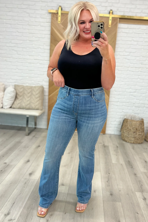 Pull On Slim Fit Bootcut Jeans 88520