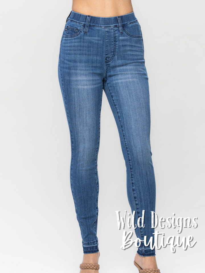 Released Hem Pull On Skinny Jean 88746