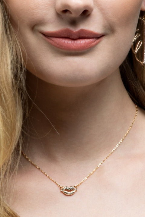 Crystal Lip Necklace Silver SUPER CLEARANCE!!
